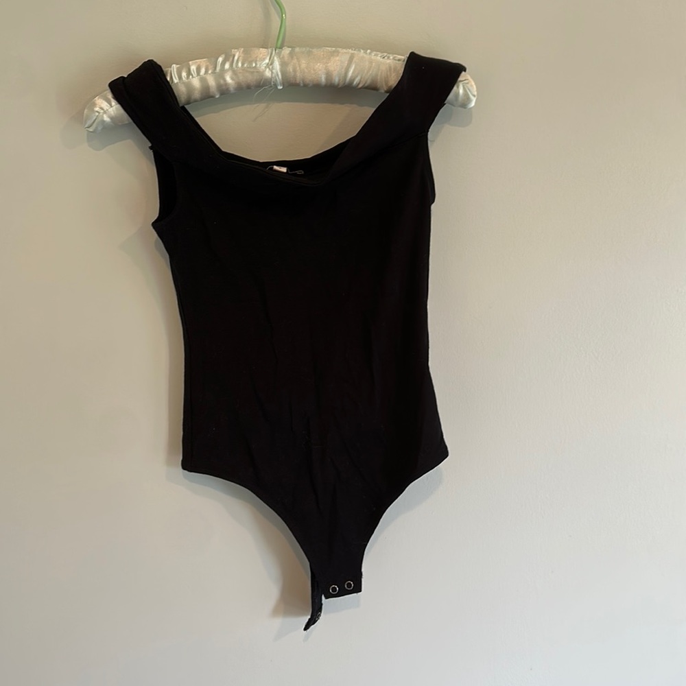 🎃Black Express Cutout Bodysuit